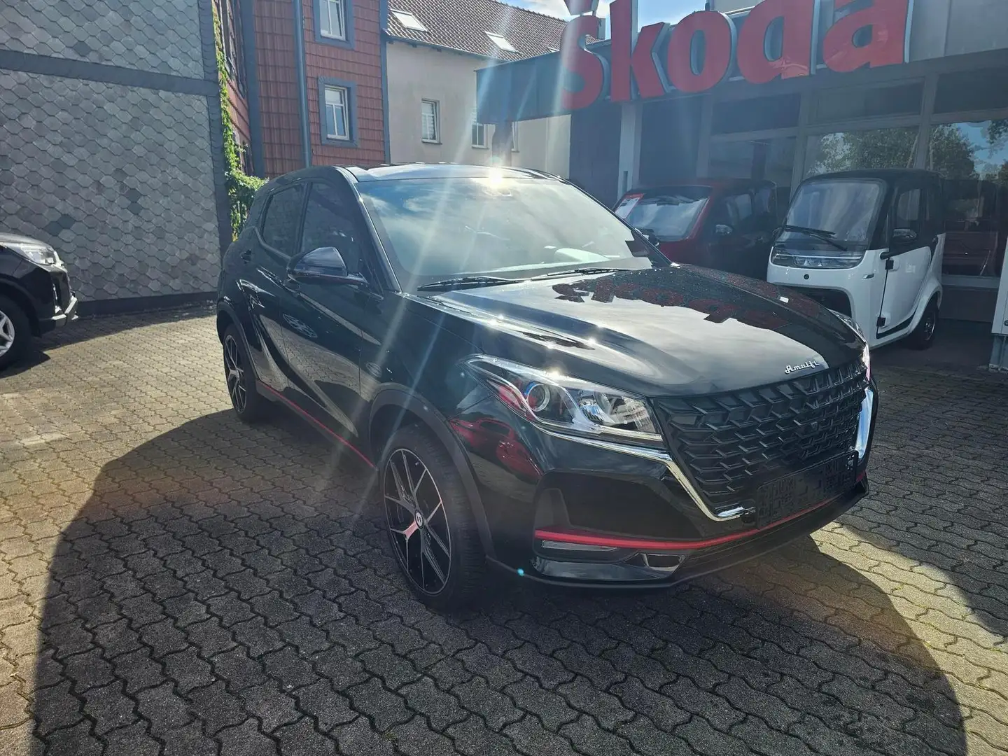DFSK Fengon 500 1.5 CVT+AUTOMATIK+ALU19+ALLWETTER+AHK Schwarz - 2