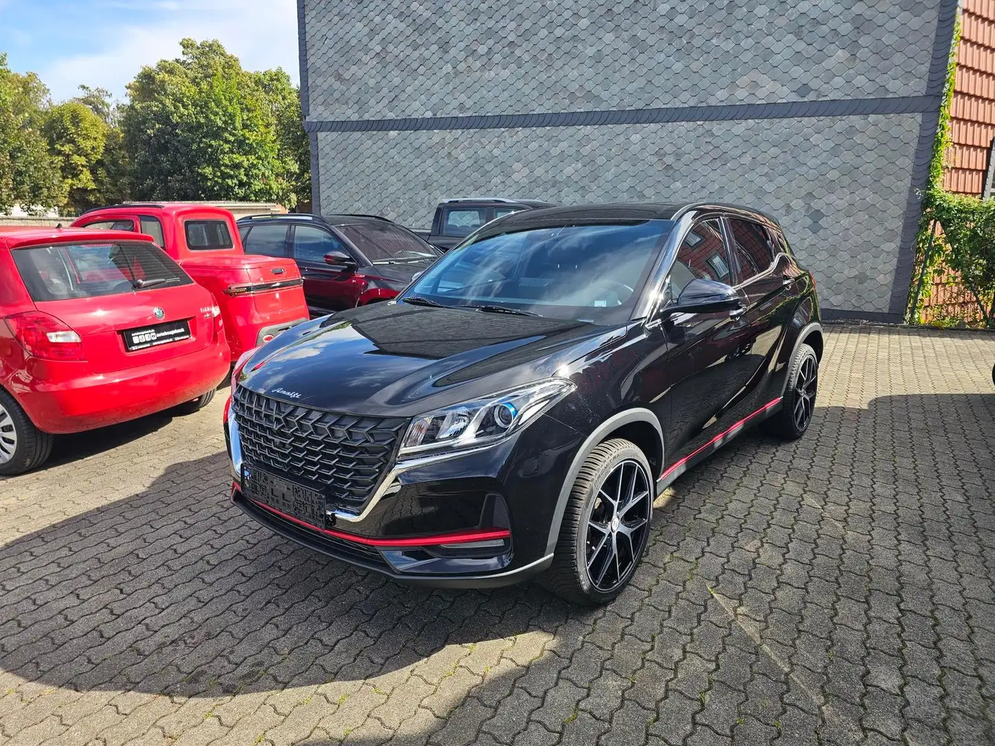 DFSK Fengon 500 1.5 CVT+AUTOMATIK+ALU19+ALLWETTER+AHK Schwarz - 1