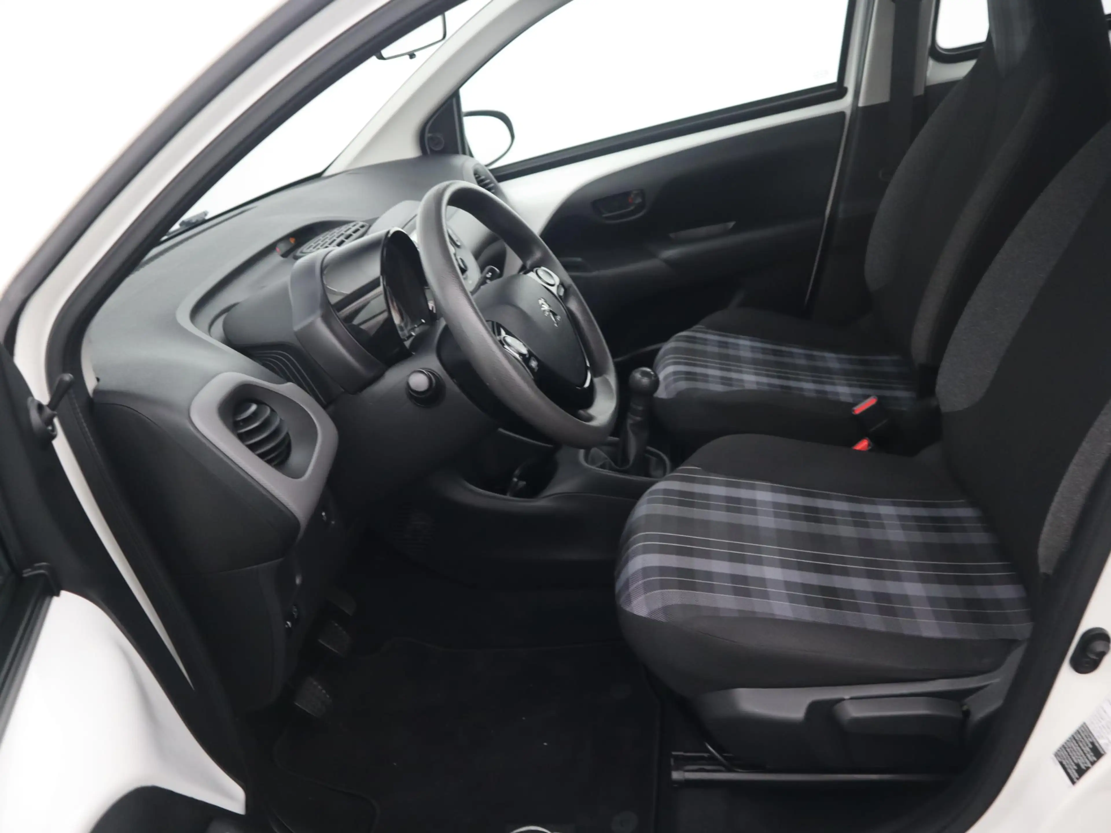 Peugeot 108 1.0 e-VTi Active AIRCO / BLUETOOTH / ELEK RAMEN / — photo 17