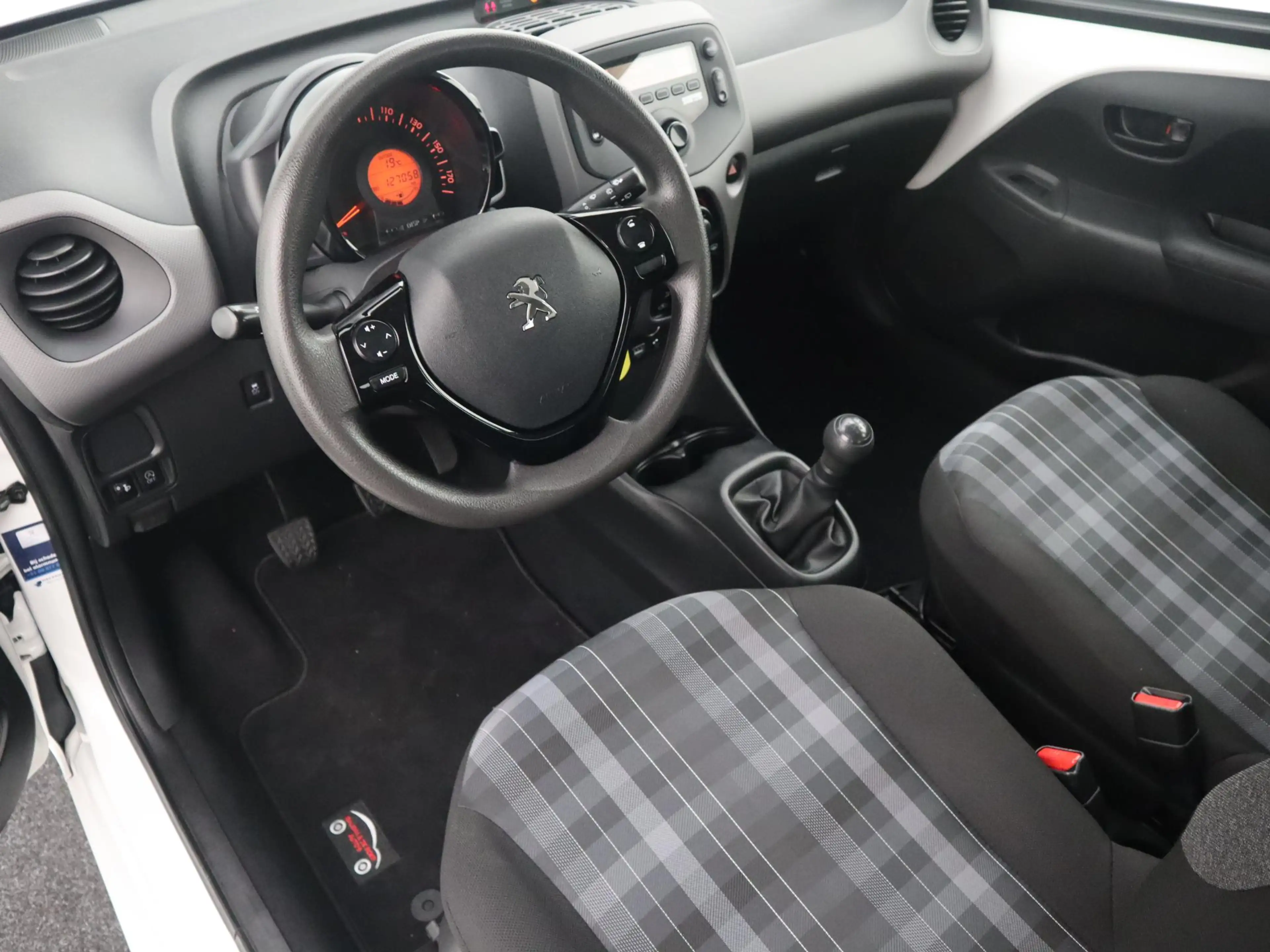 Peugeot 108 1.0 e-VTi Active AIRCO / BLUETOOTH / ELEK RAMEN / — photo 8