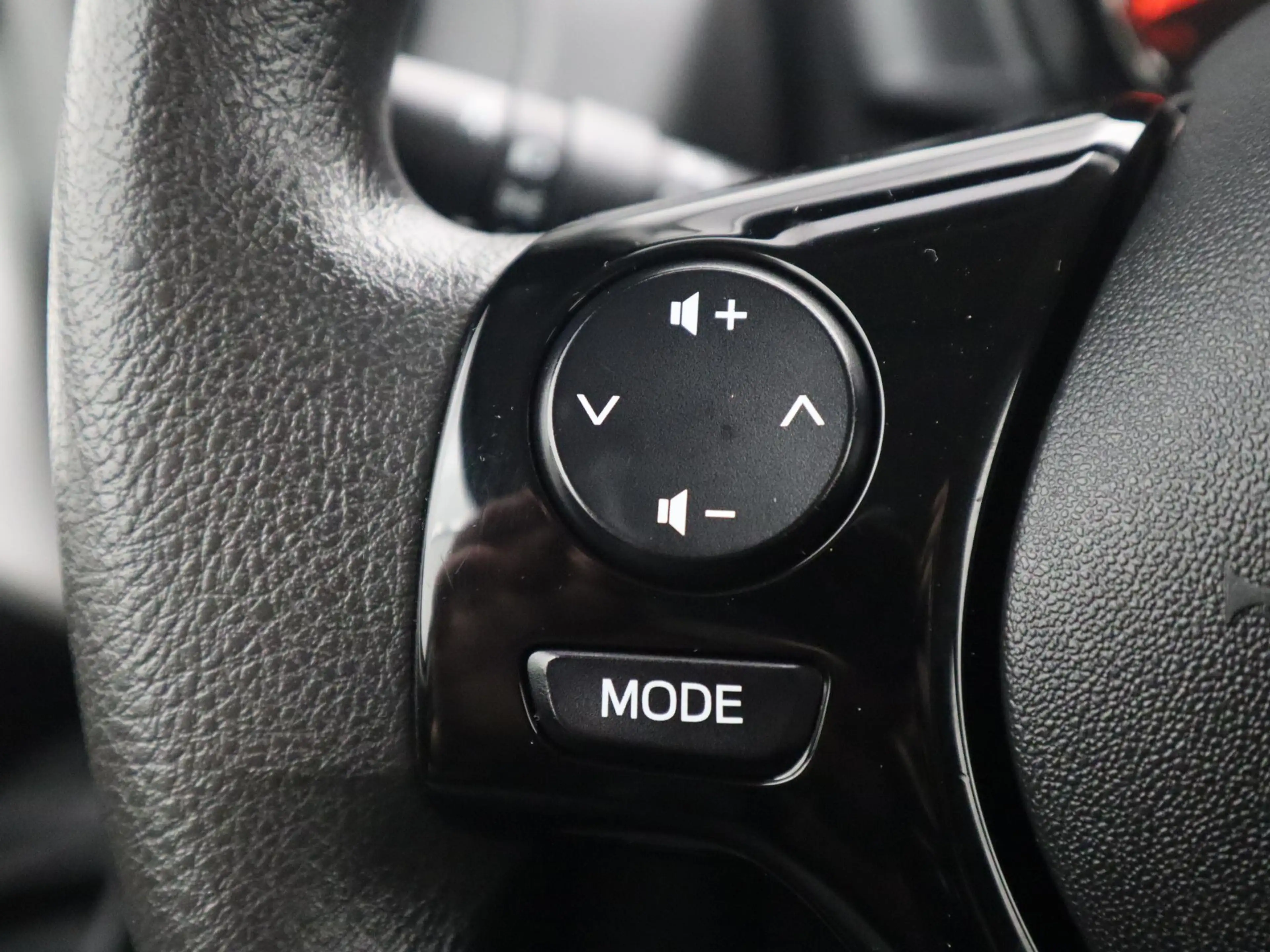 Peugeot 108 1.0 e-VTi Active AIRCO / BLUETOOTH / ELEK RAMEN / — photo 26