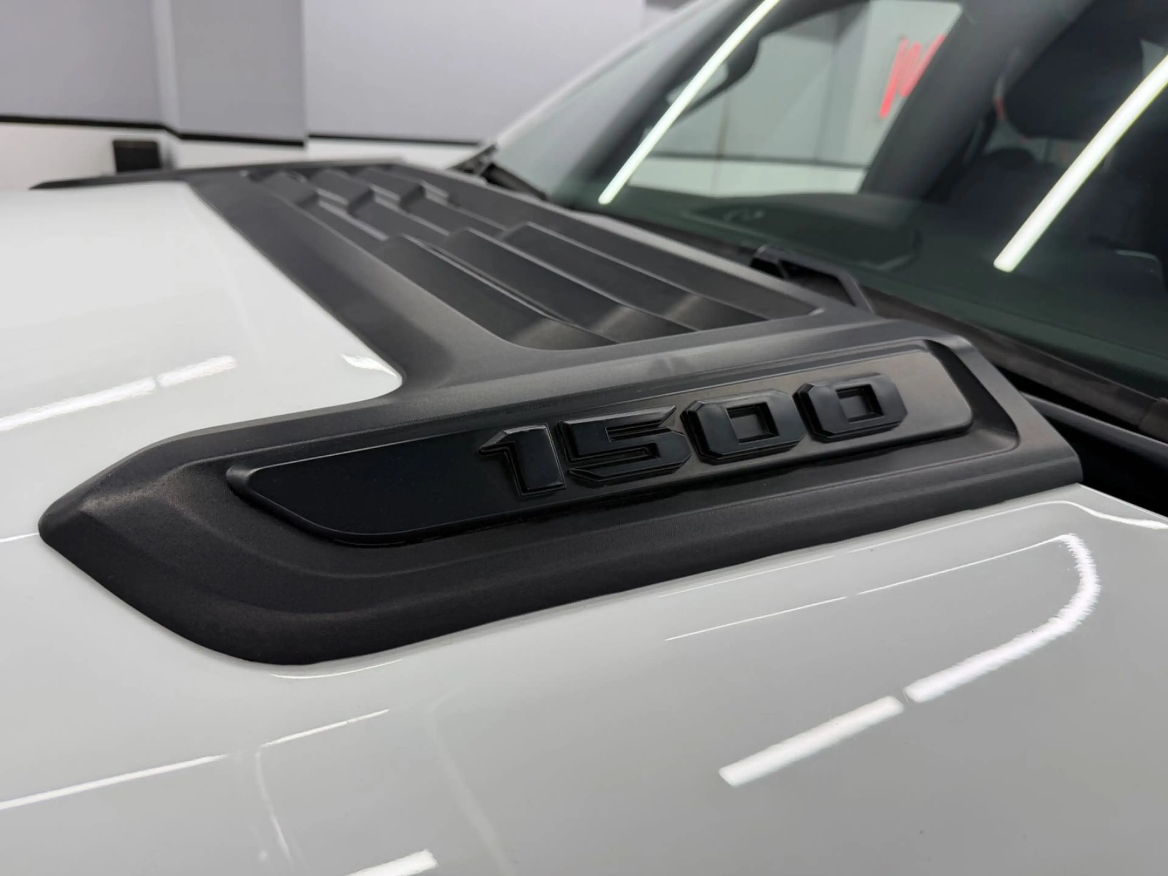 Dodge RAM 1500 5.7 Bighorn Crew 4x4eTorque*6.4FTBox*6S — photo 12