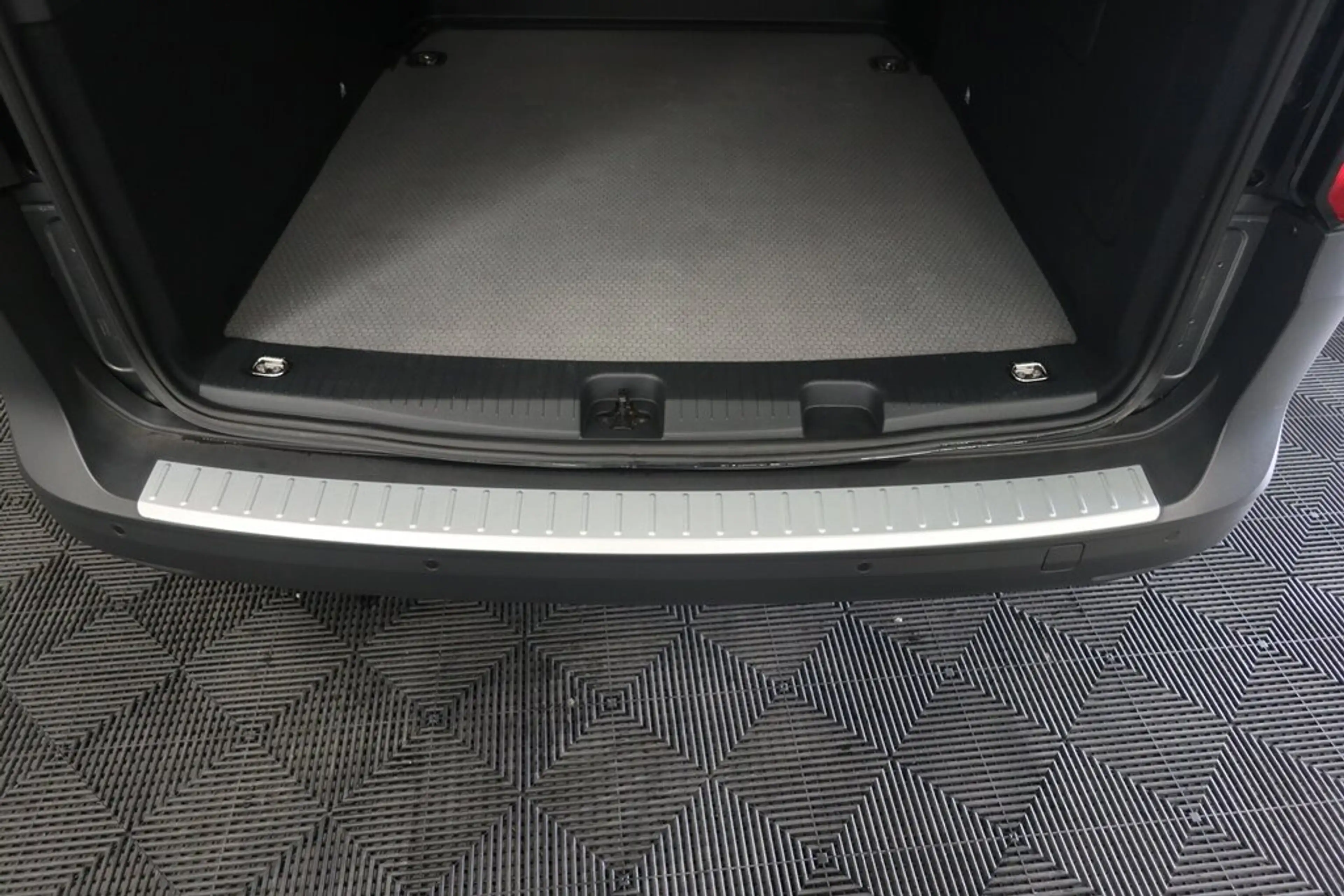 Volkswagen Caddy MAXI 2.0 TDI Lichte vracht/Utilitaire 5 plaatsen Airco Navi — photo 22