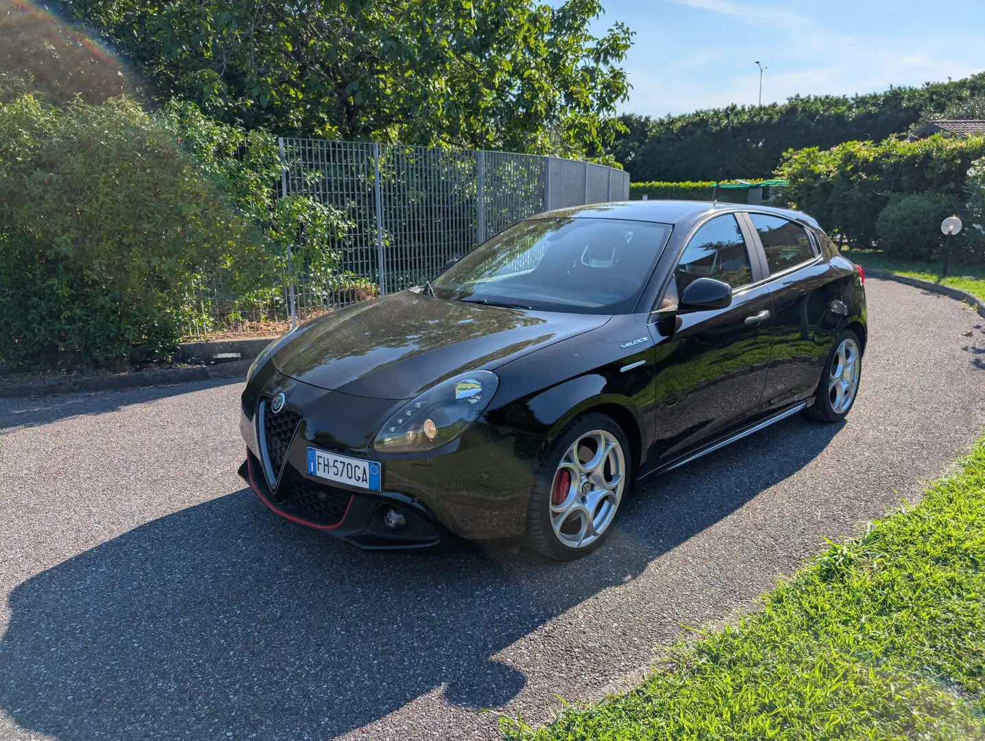 Alfa Romeo Giulietta 1750 Turbo TCT Veloce Nero - 1