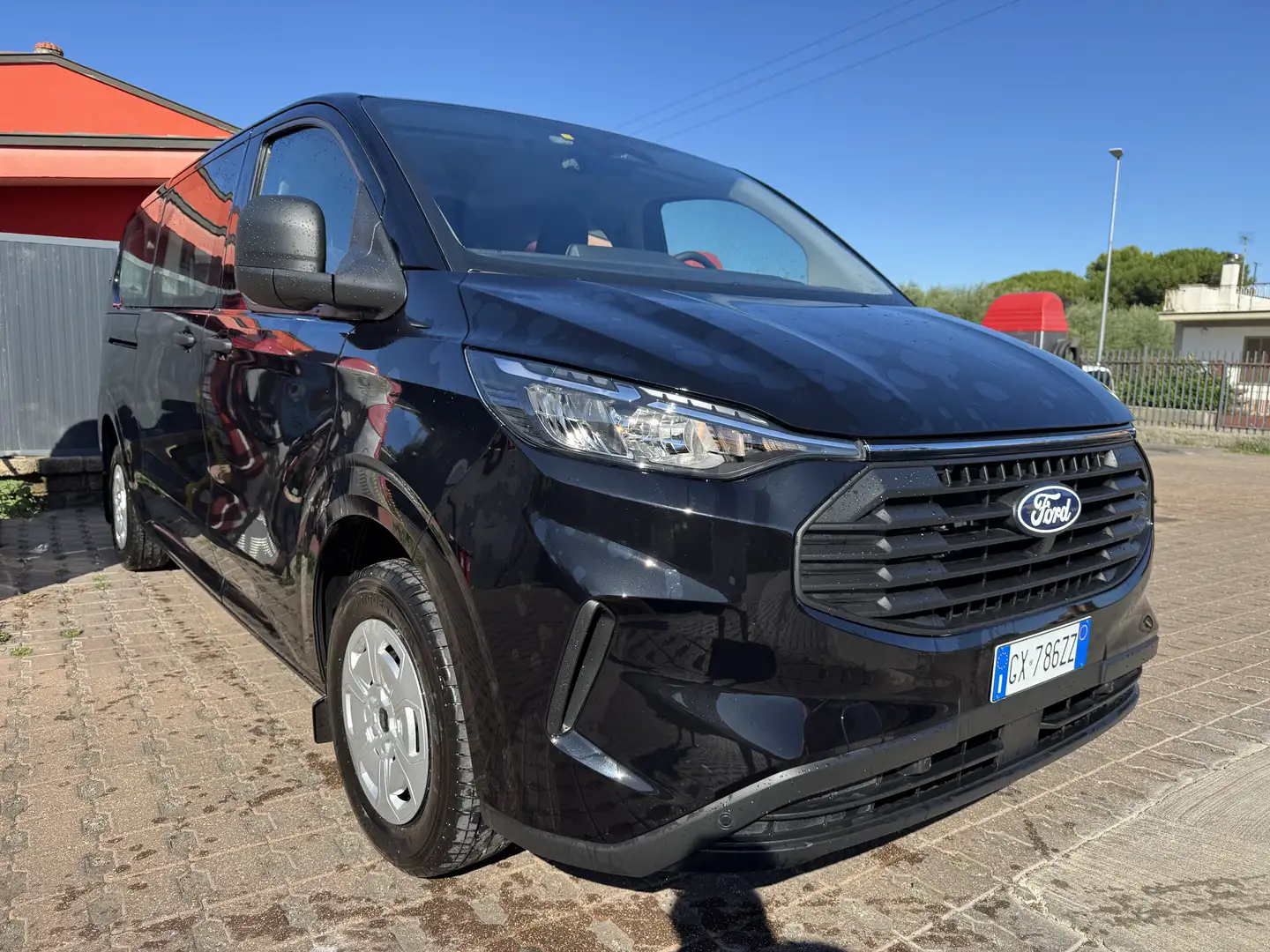 Ford Transit Custom 320 2.0 eco blue 130 aut Nero - 1