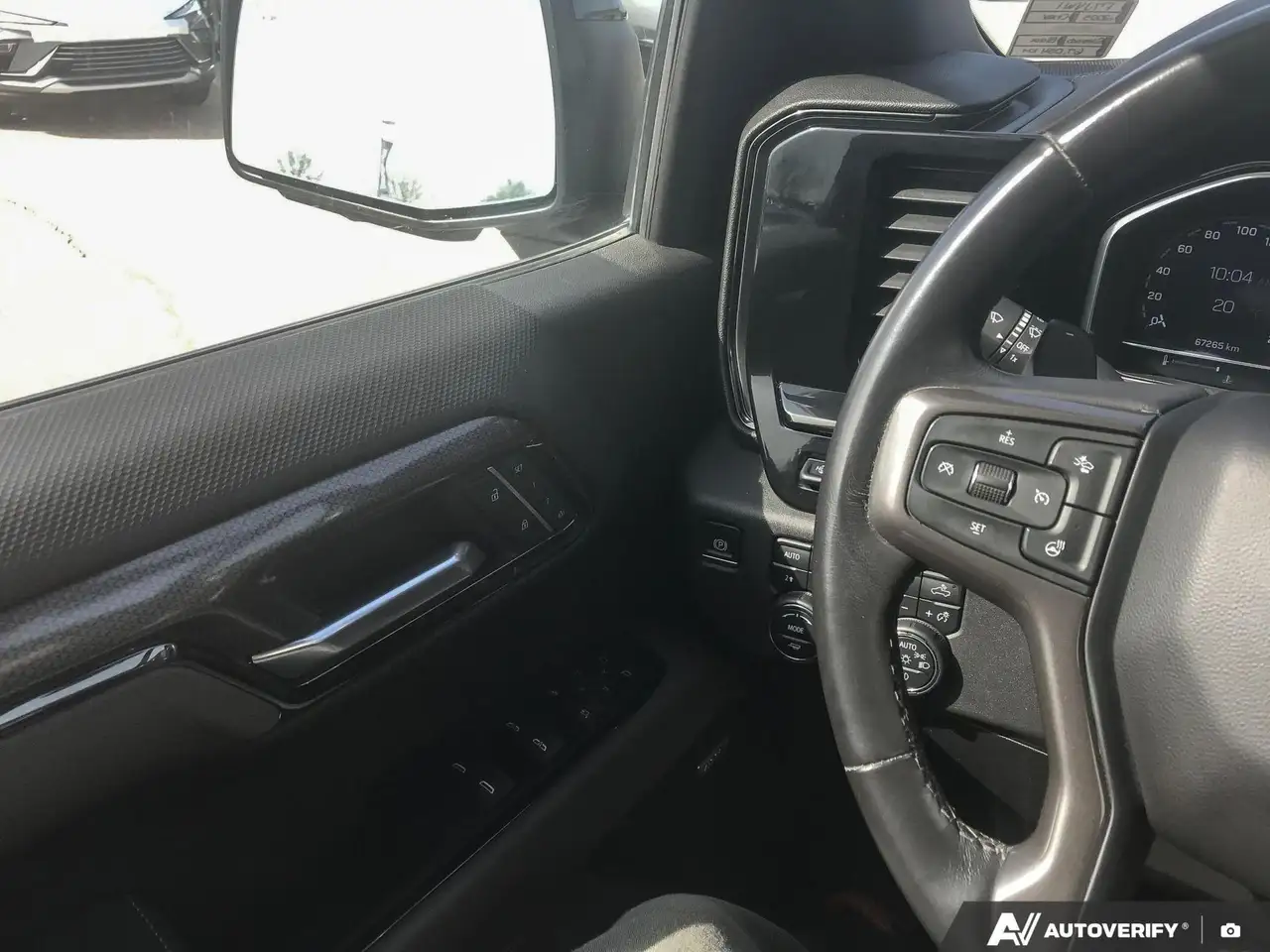 Chevrolet Silverado 1500 снимка Chevrolet Silverado 1500