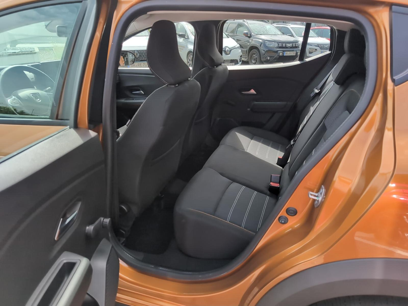 Dacia Sandero Stepway Comfort TCe 90 — photo 11