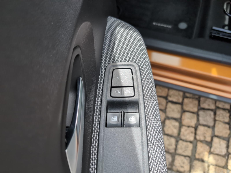 Dacia Sandero Stepway Comfort TCe 90 — photo 15