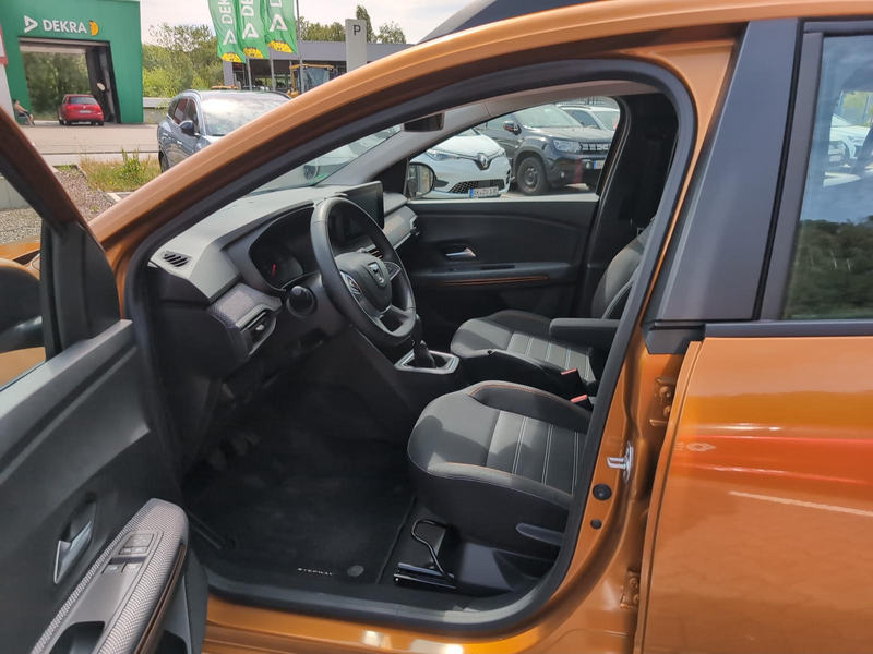 Dacia Sandero Stepway Comfort TCe 90 — photo 14