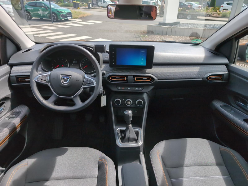 Dacia Sandero Stepway Comfort TCe 90 — photo 12