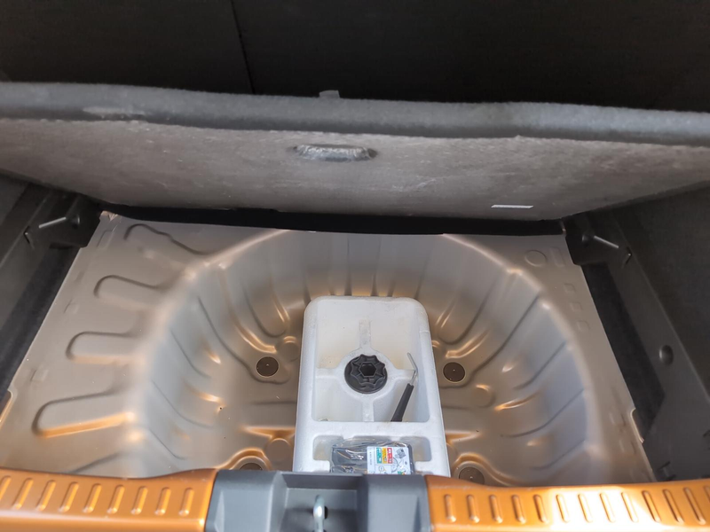 Dacia Sandero Stepway Comfort TCe 90 — photo 10