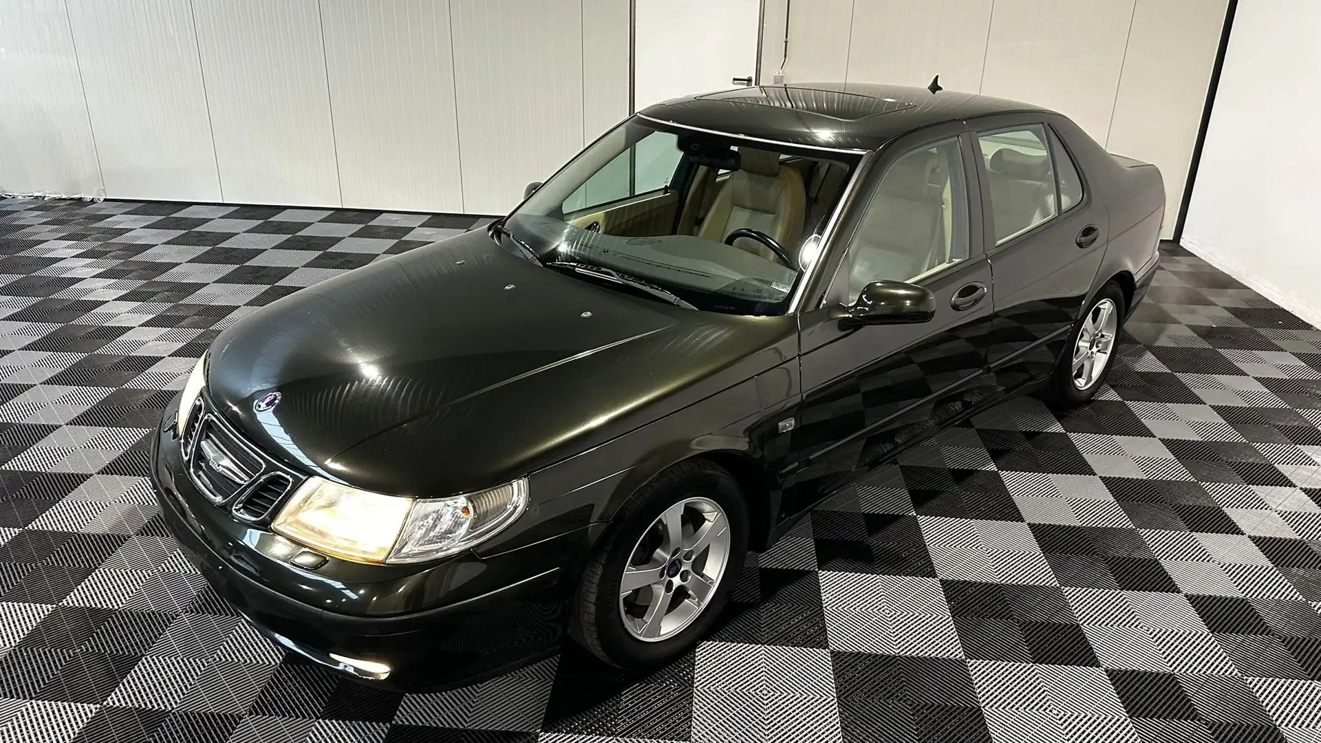 Saab 9-5 2.0 Turbo 16v Vector AUTOMATIQUE Export Zwart - 1