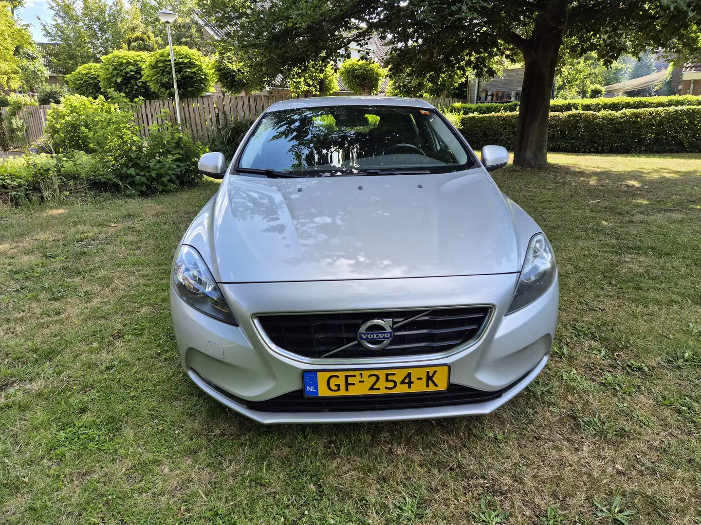 Volvo V40 V40 1.6 D2 Momentum Zilver - 1