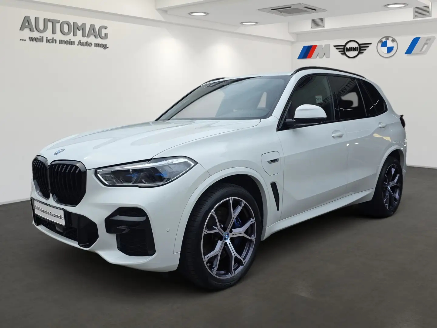BMW X5 xDrive45e M-Sport*AHK*Laser*Integral*Drive Assist Weiß - 1