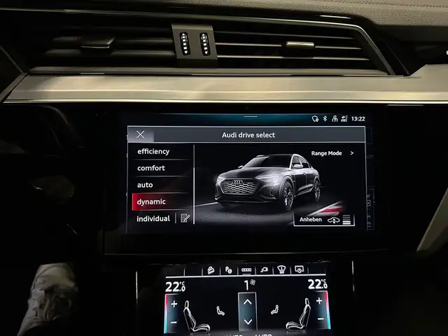 Audi Q8 E-Tron view 23