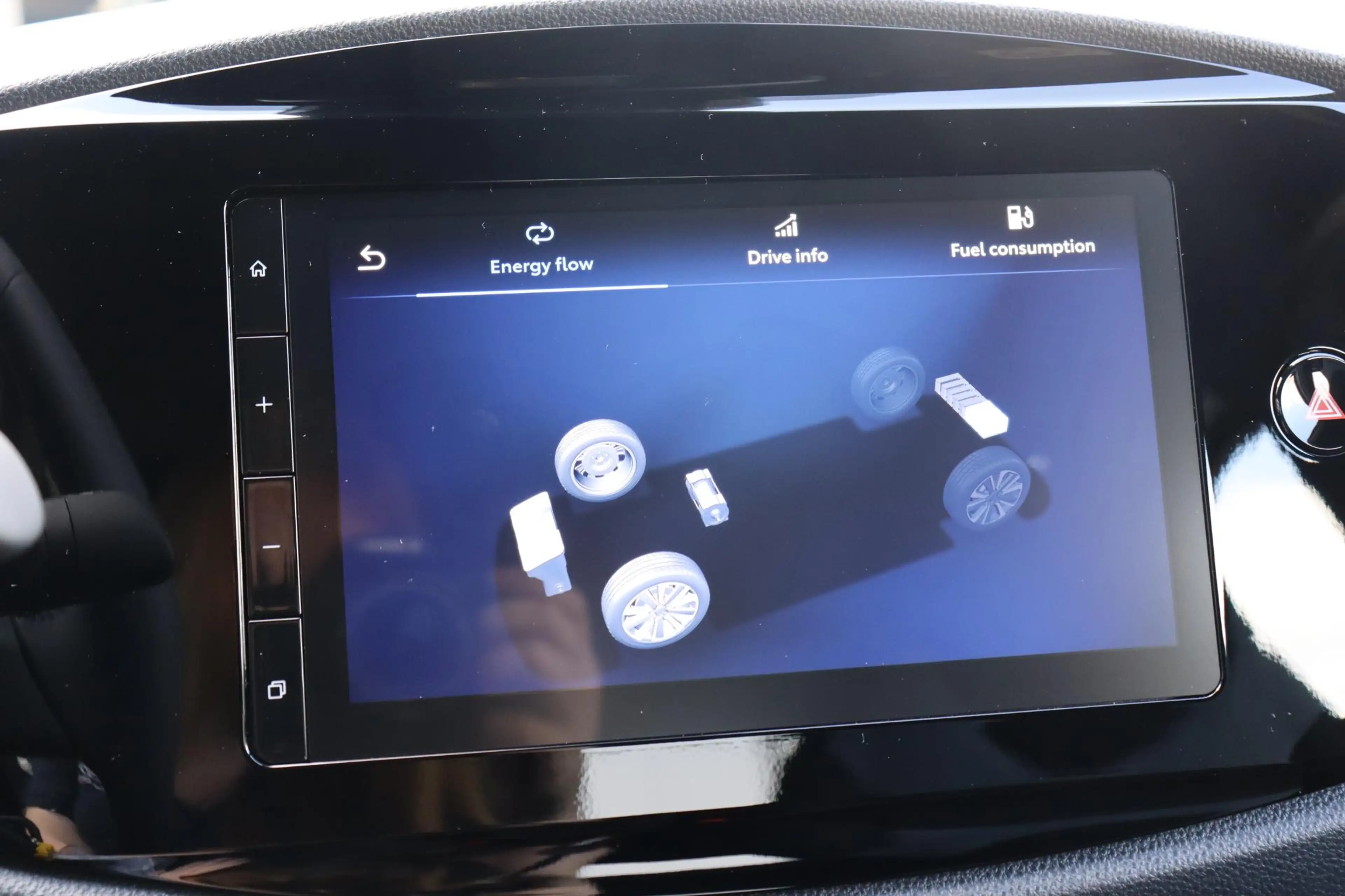 Toyota Aygo X Hybrid 115 play, Go Pack, Nieuw en snel leverbaar! — photo 15