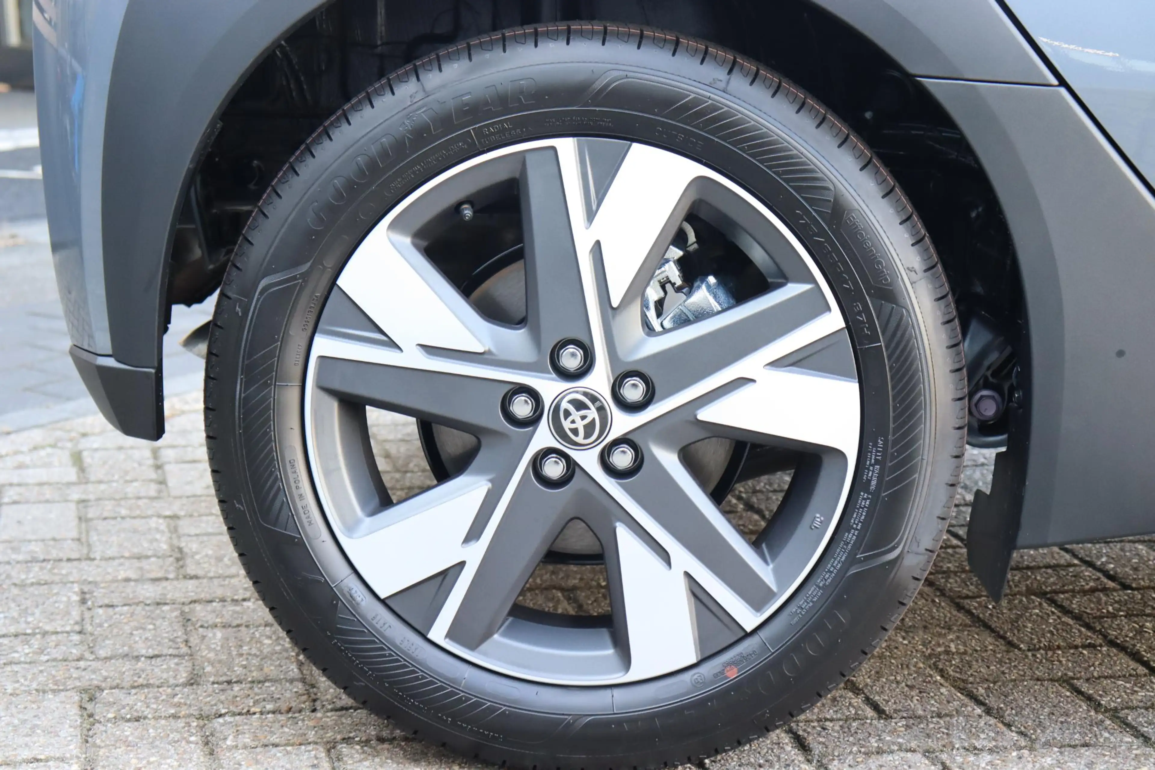Toyota Aygo X Hybrid 115 play, Go Pack, Nieuw en snel leverbaar! — photo 3