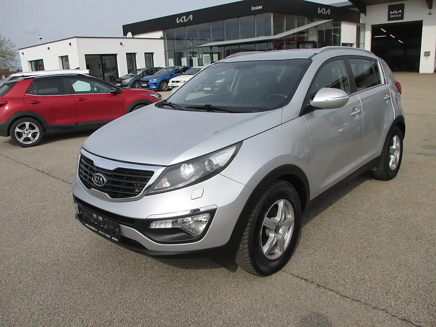Kia Sportage Active 1,7 CRDi DPF Silber - 1