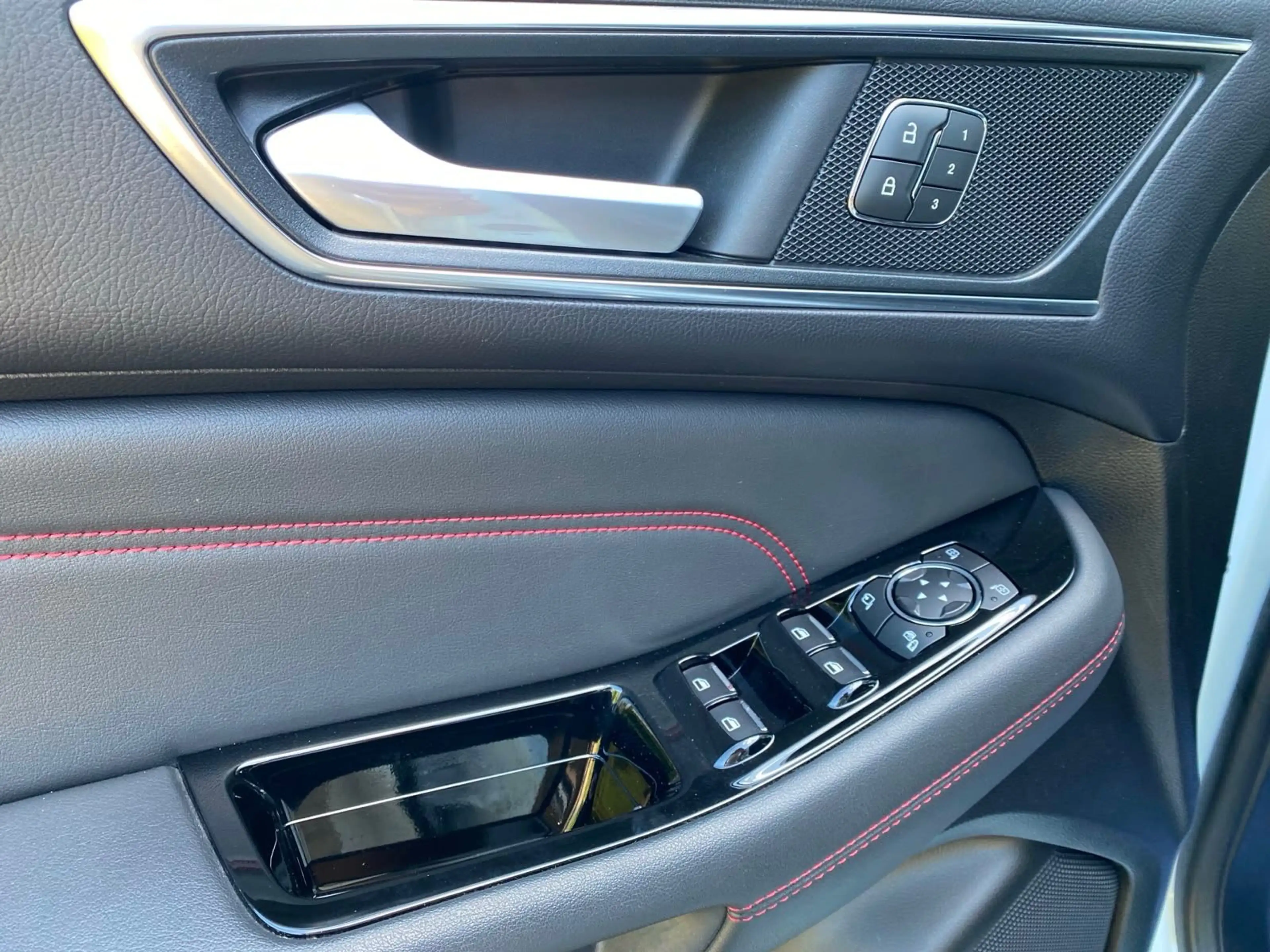 Ford S-Max S-MAX ST-Line AWD*Memory*Kamera*LED* — photo 14