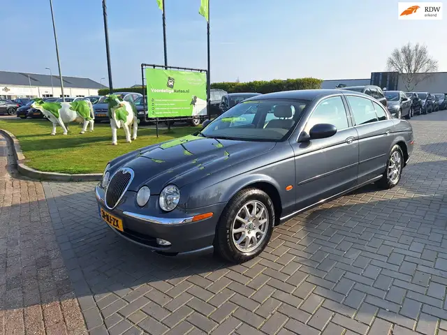 Jaguar S-Type 2.5 V6 / Uitzonderlijk nette auto / 163.270 km NAP