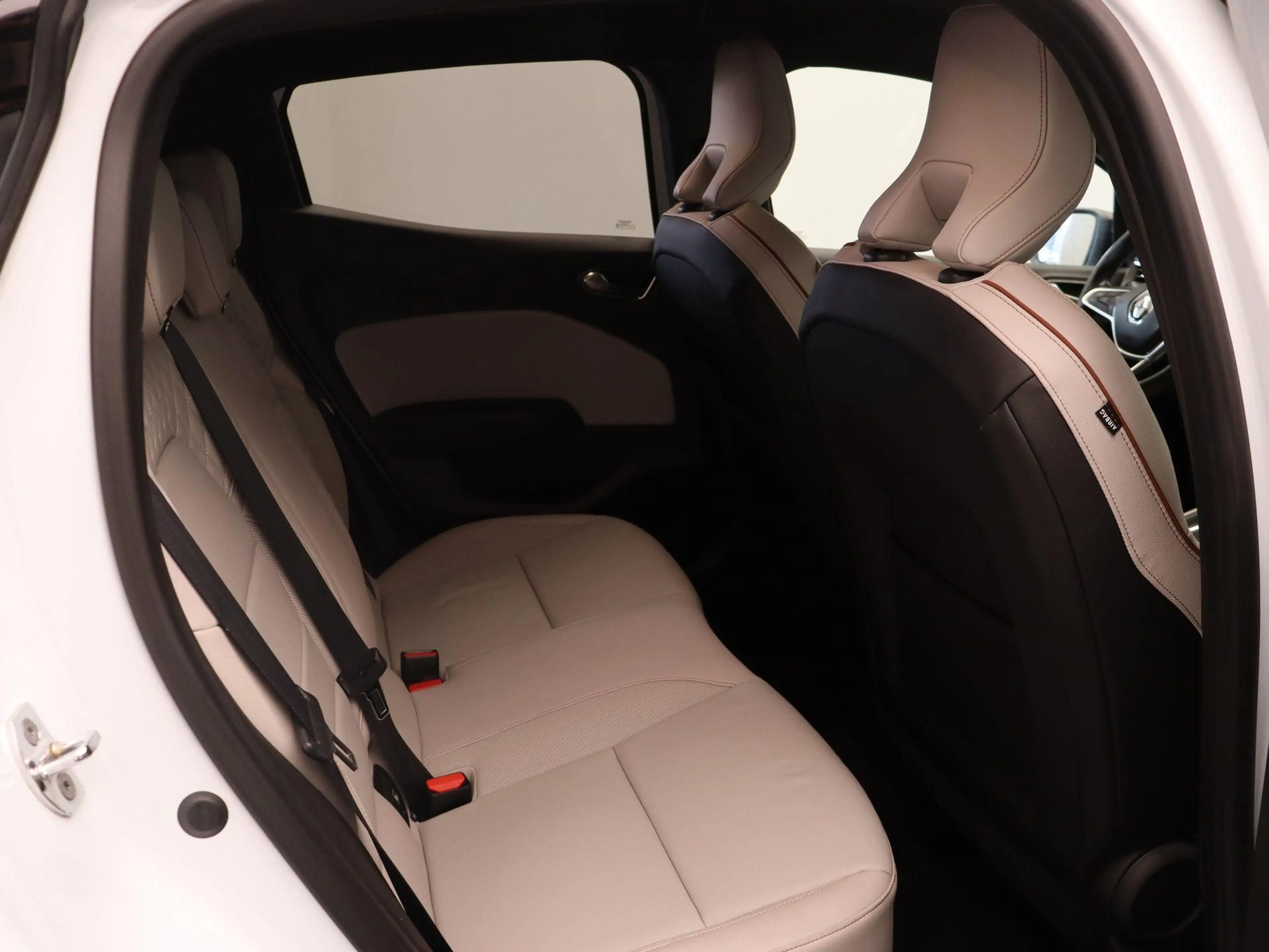 Renault Clio E-Tech Hybrid 140pk Initiale Paris | Stoel- en stu — photo 8