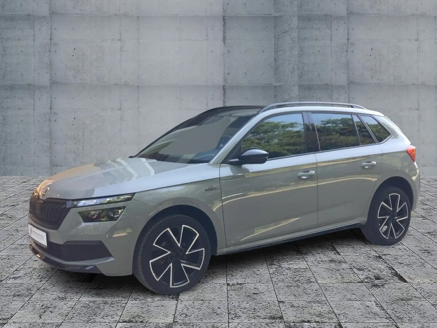 Skoda Kamiq 1.5 TSI DSG MONTE CARLO LED+NAVI+ACC+PANO Grigio - 2