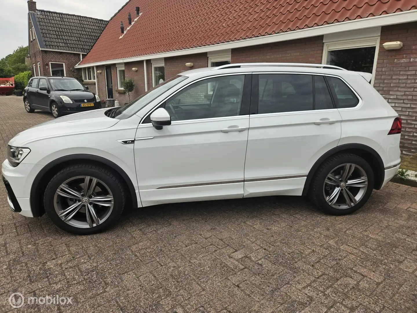 Volkswagen Tiguan 1.5 TSI ACT Highline Business R Wit - 2