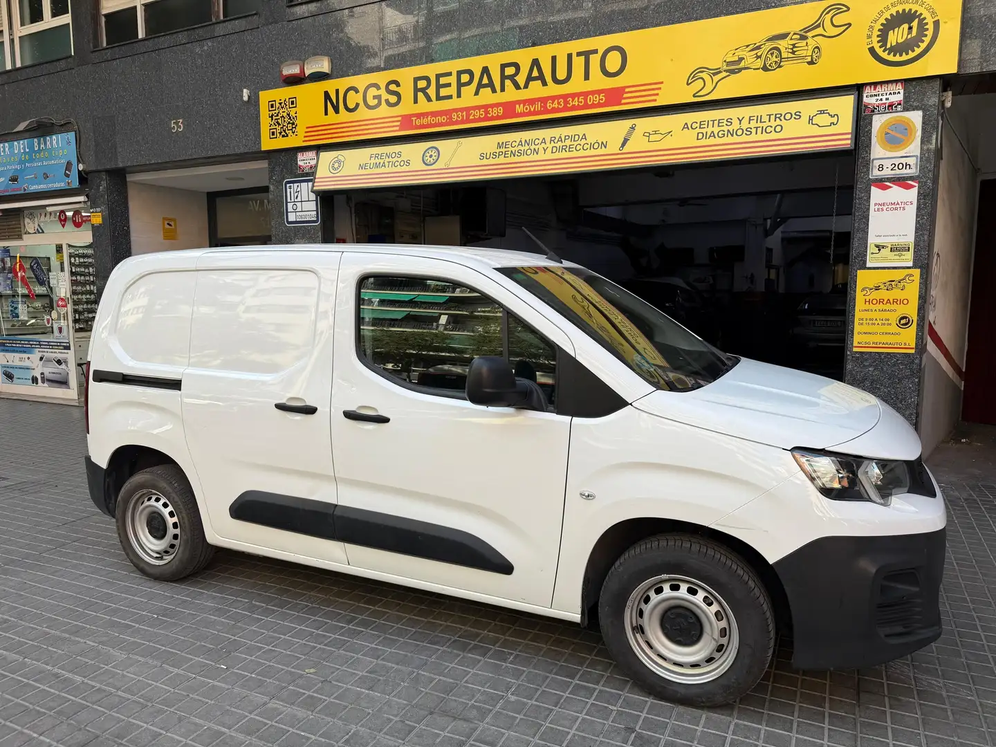 Peugeot Partner 1.5 BlueHDi 100 L1 S&S Pro Blanco - 1