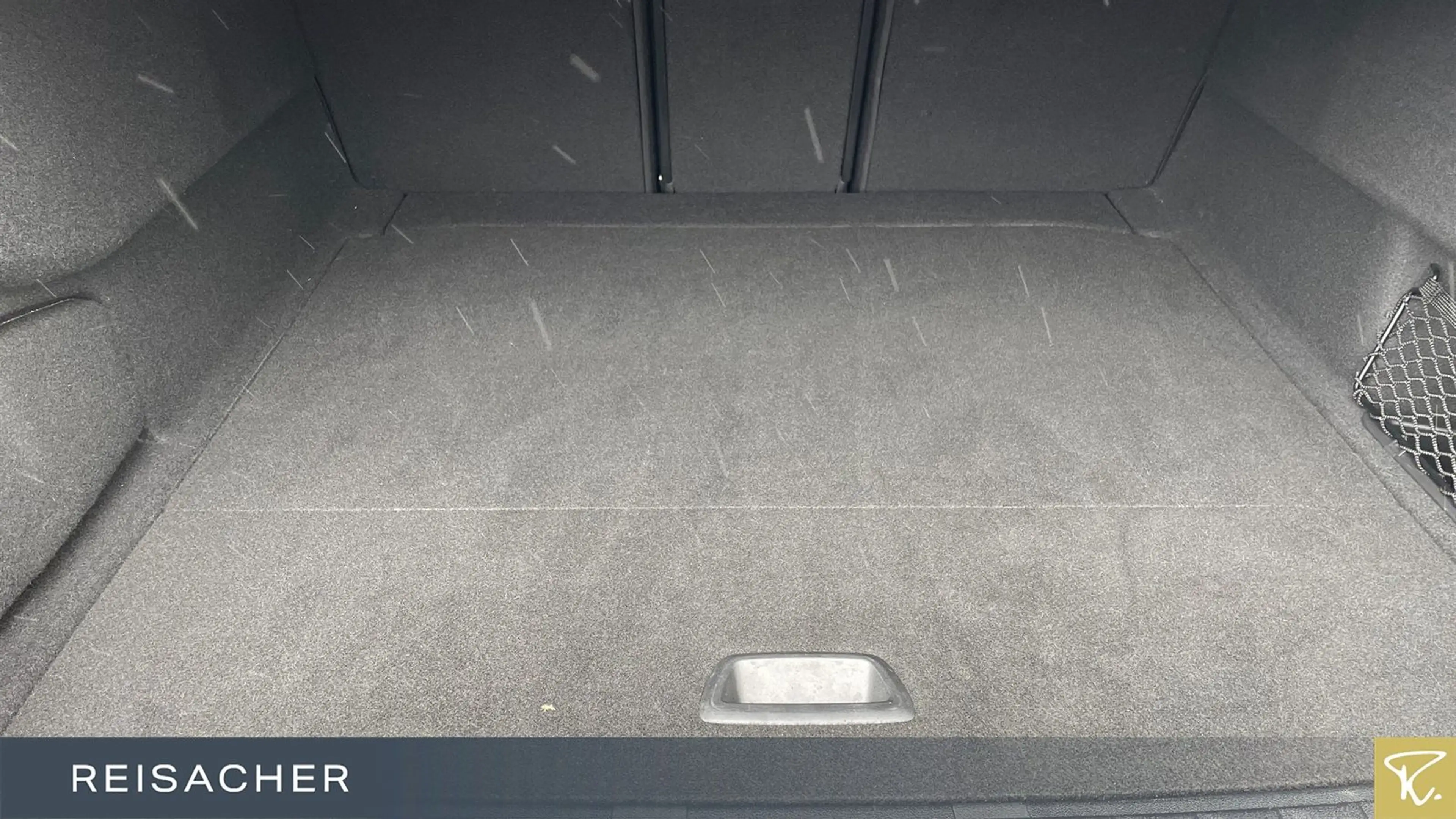 BMW 235 A xDrive Gran Coupé Pano,Leder,LCProf,PA, — photo 10