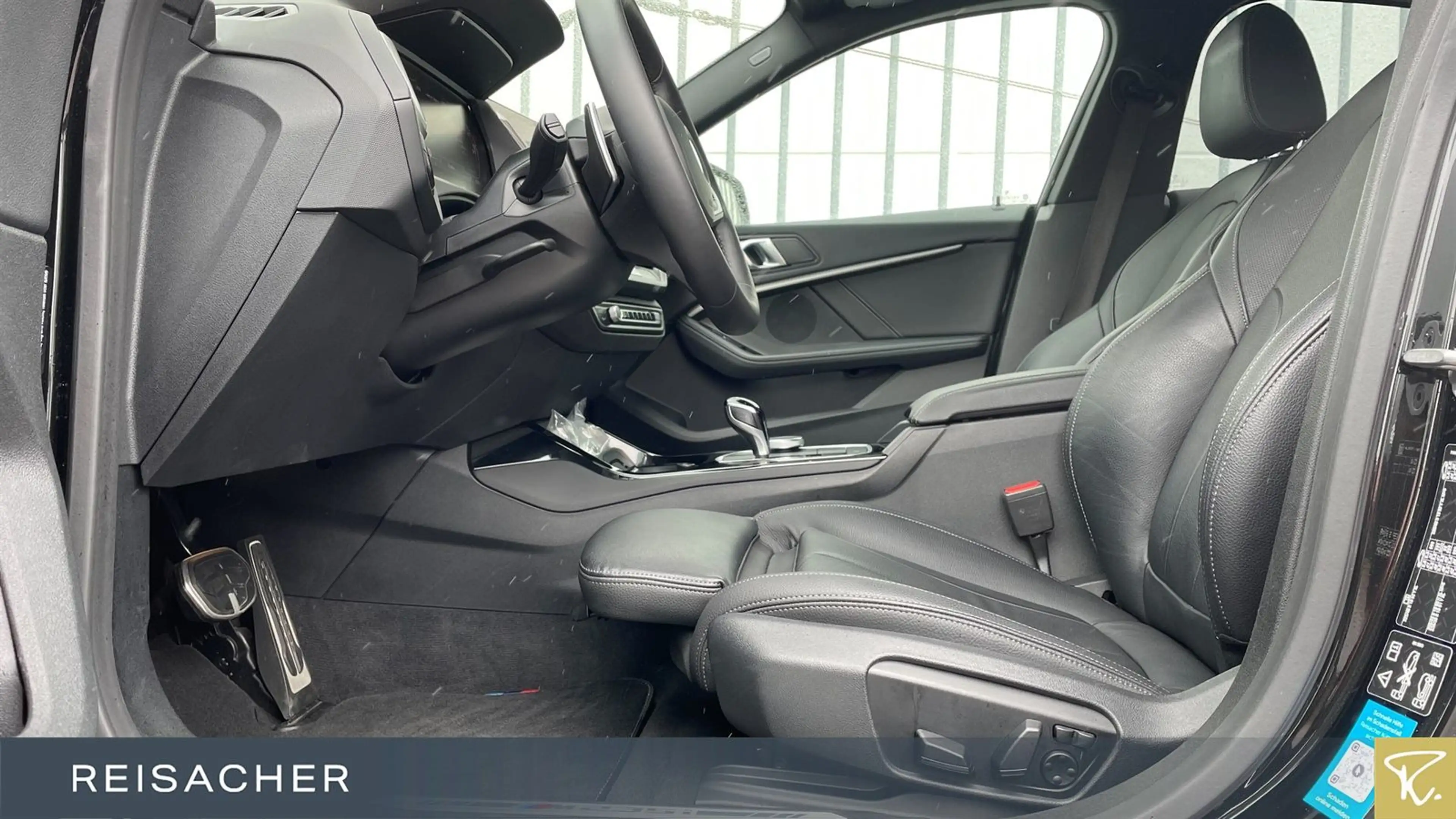BMW 235 A xDrive Gran Coupé Pano,Leder,LCProf,PA, — photo 4