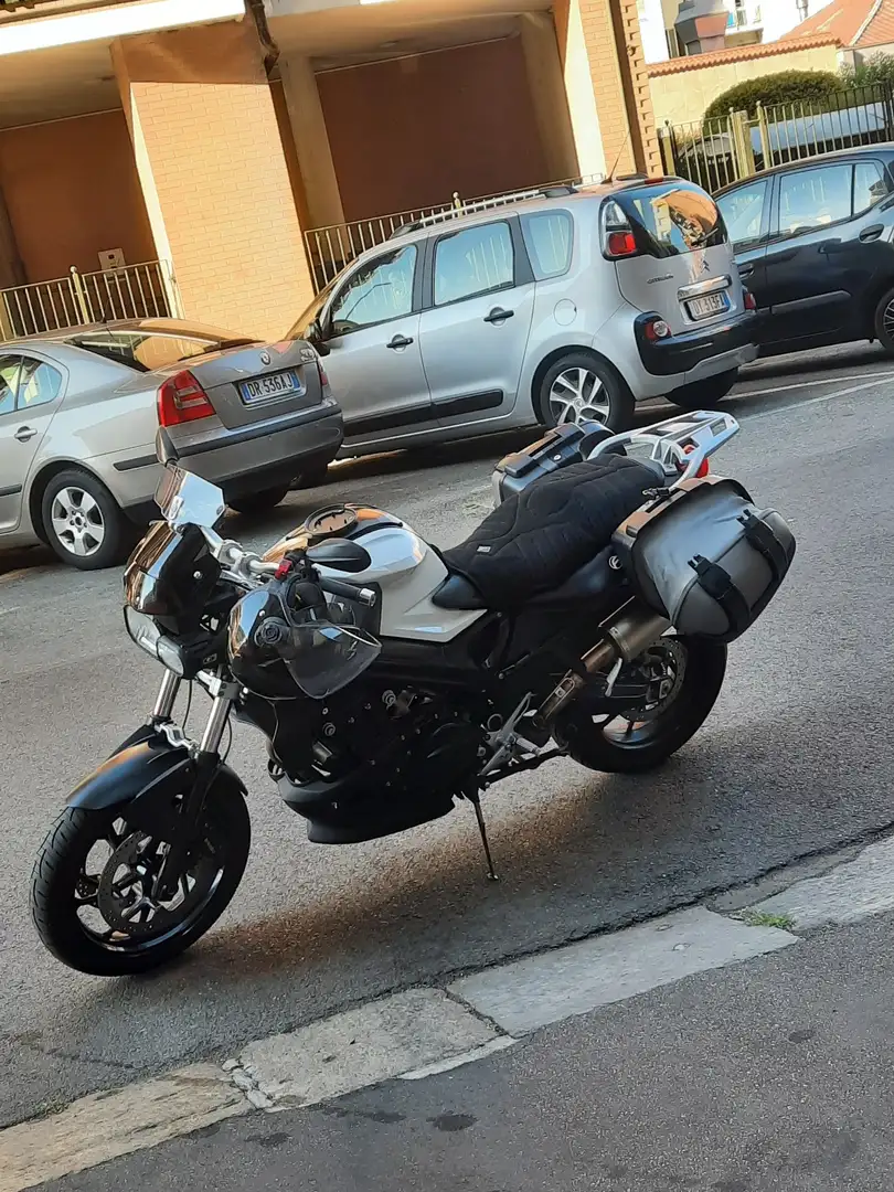 BMW F 800 R Bianco - 1