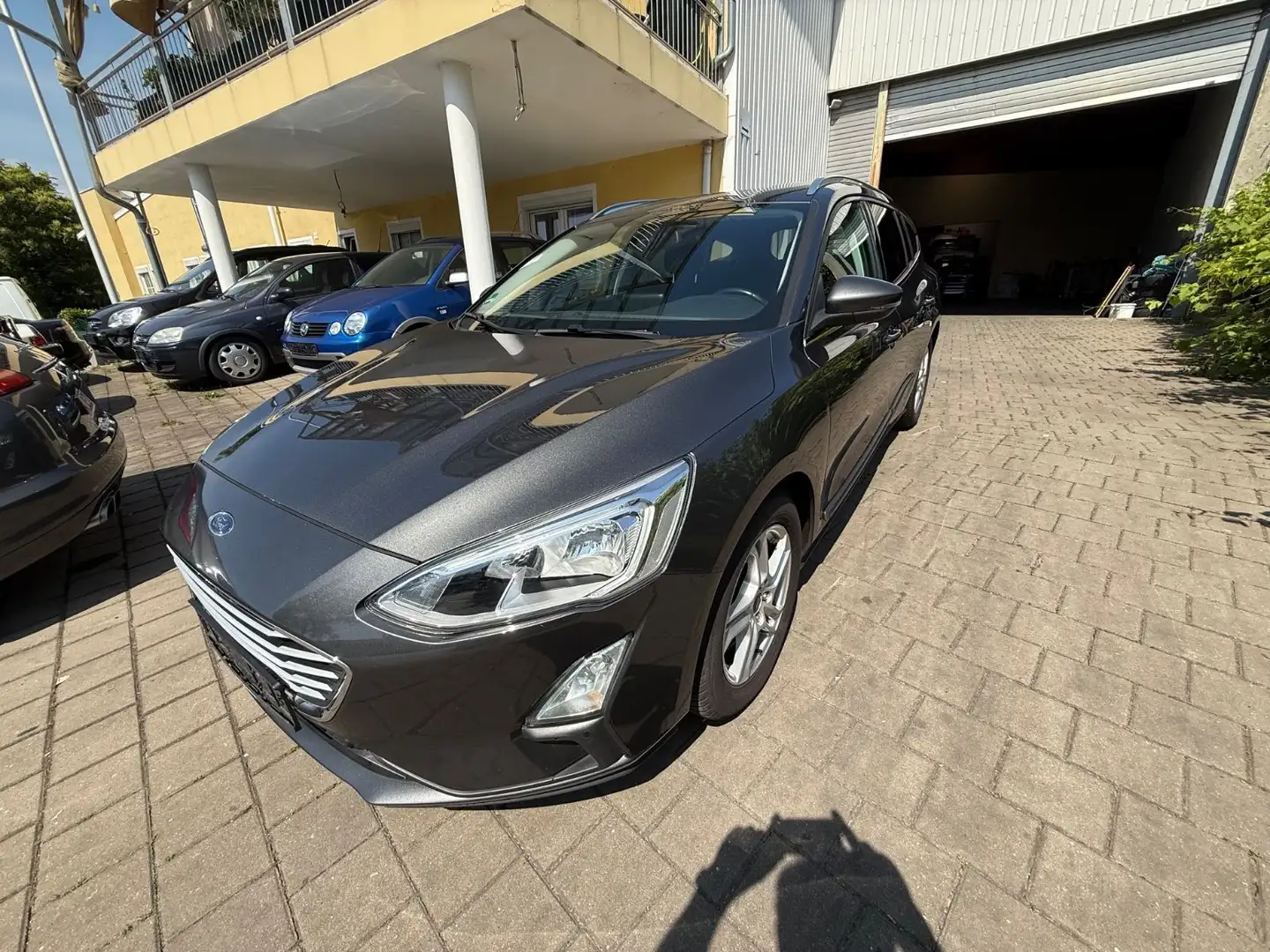 Ford Focus Turnier Cool & Connect Gris - 1