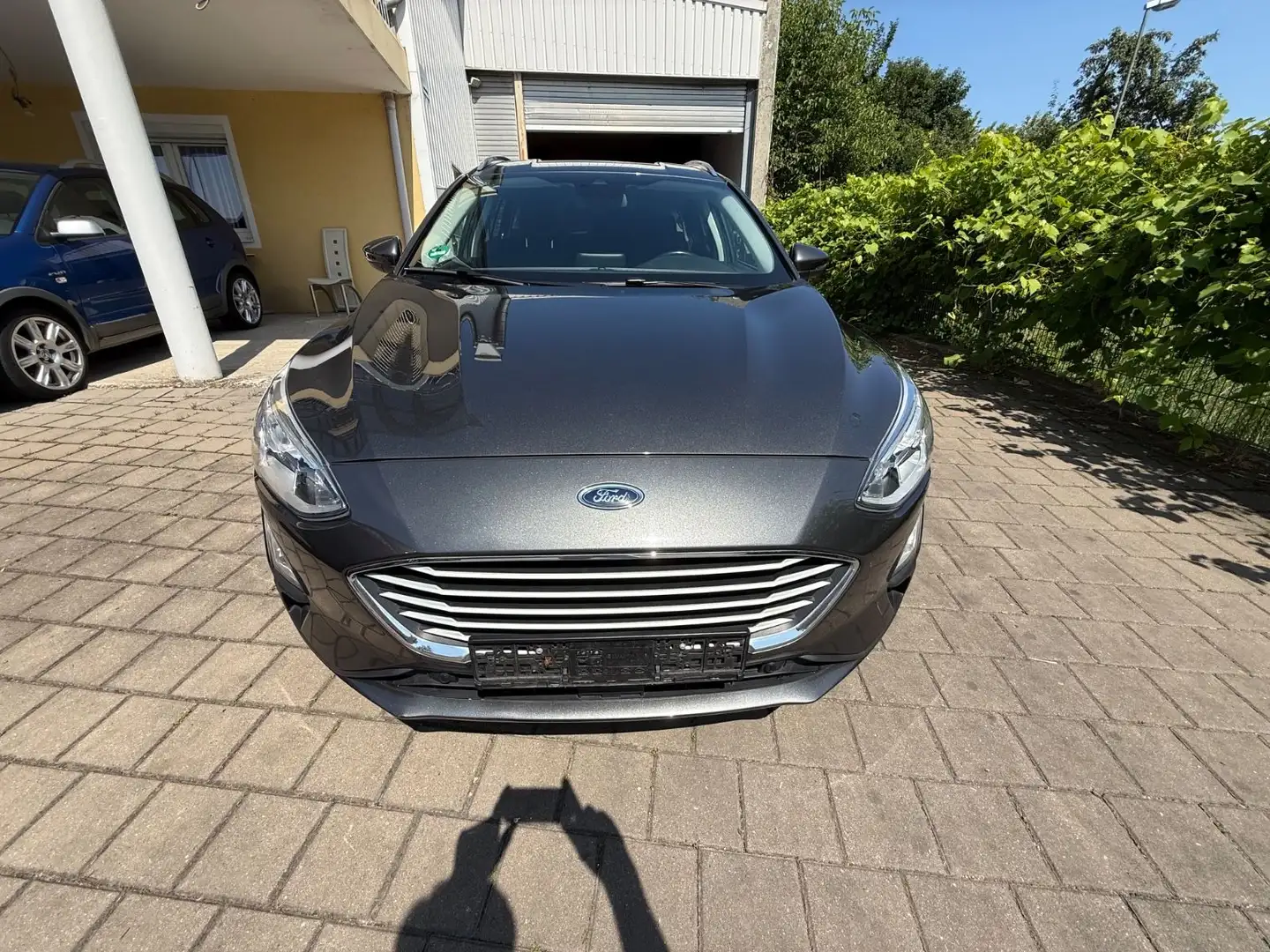 Ford Focus Turnier Cool & Connect Gris - 2