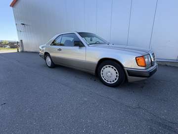 Mercedes- benz E 230 Coupe