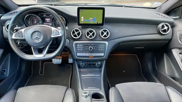 Mercedes-Benz Unknown Model view 11
