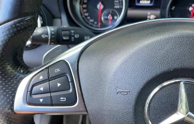 Mercedes-Benz Unknown Model view 13