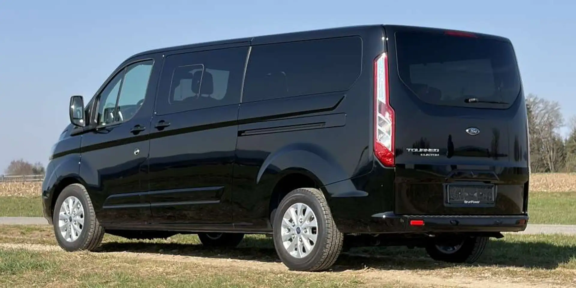 Ford Tourneo Custom Tourneo Custom 2,0 TDCi 320 L2 Titanium Titanium Schwarz - 2