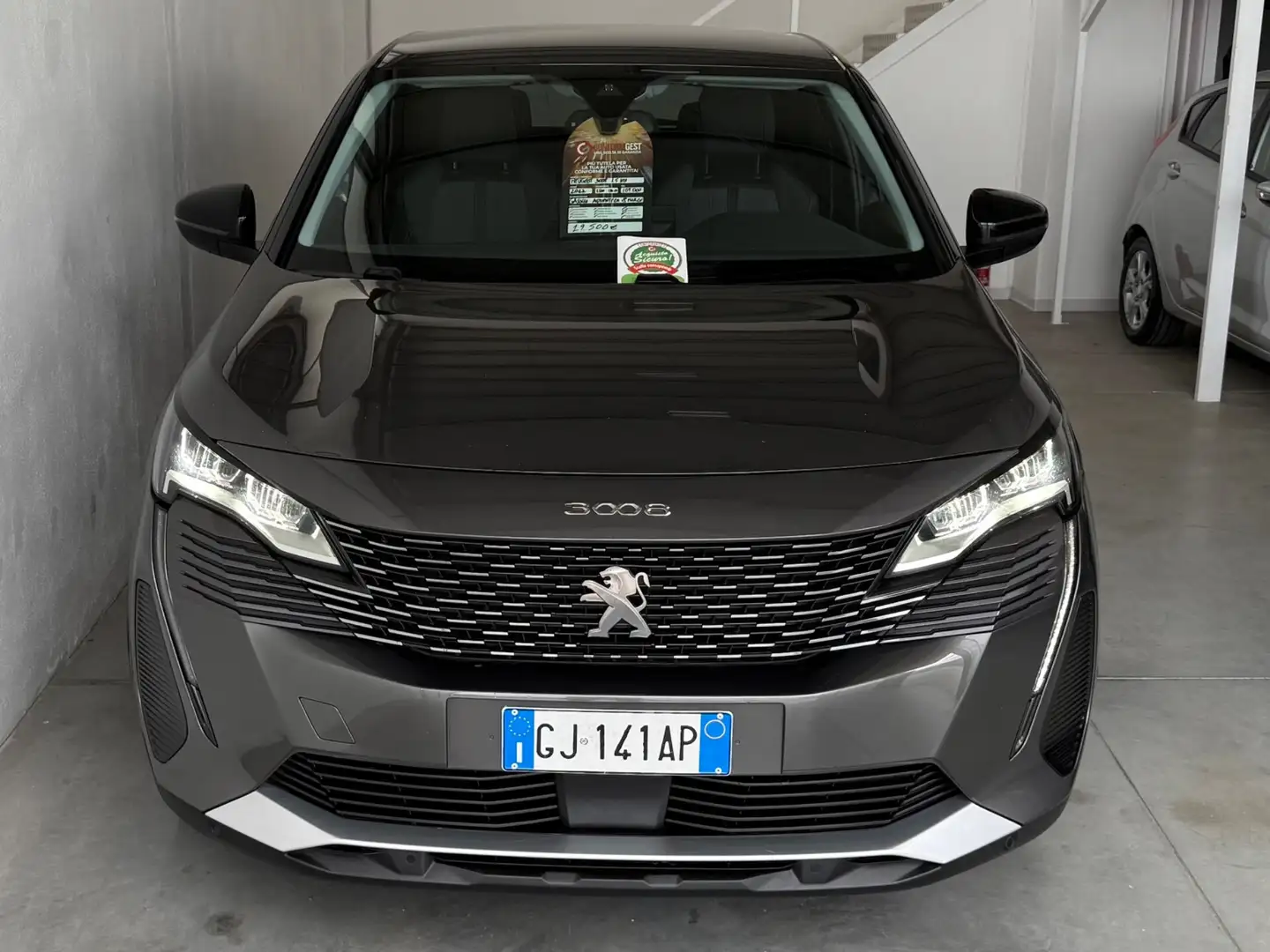 Peugeot 3008 3008 BlueHDi 130 S&S EAT8 Allure Pack Gris - 2