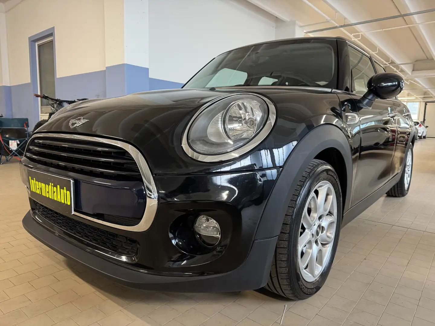 MINI Cooper D Mini IV F55-F56 2014 1.5 5p Nero - 1