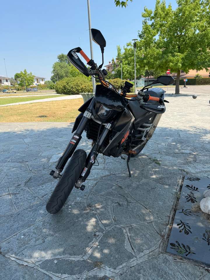 KTM 690 Supermoto KTM LC4 A1