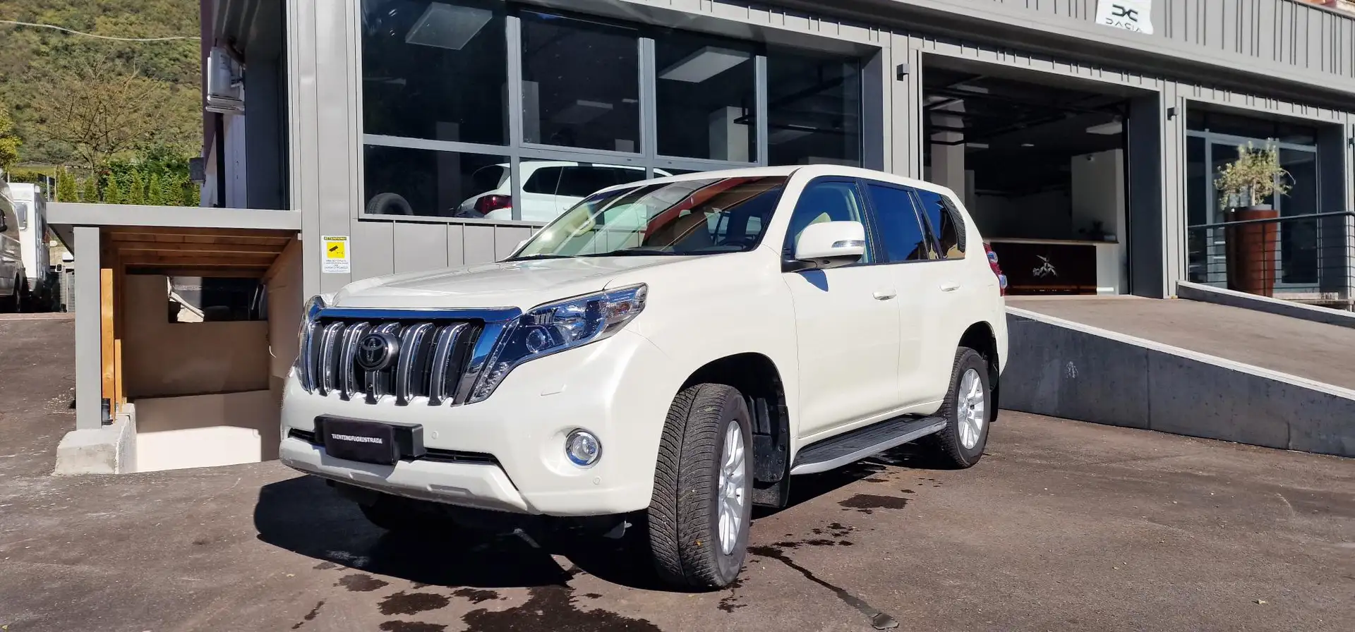 Toyota Land Cruiser Land Cruiser 5p 2.8 d-4d Style 7p.ti auto - 1