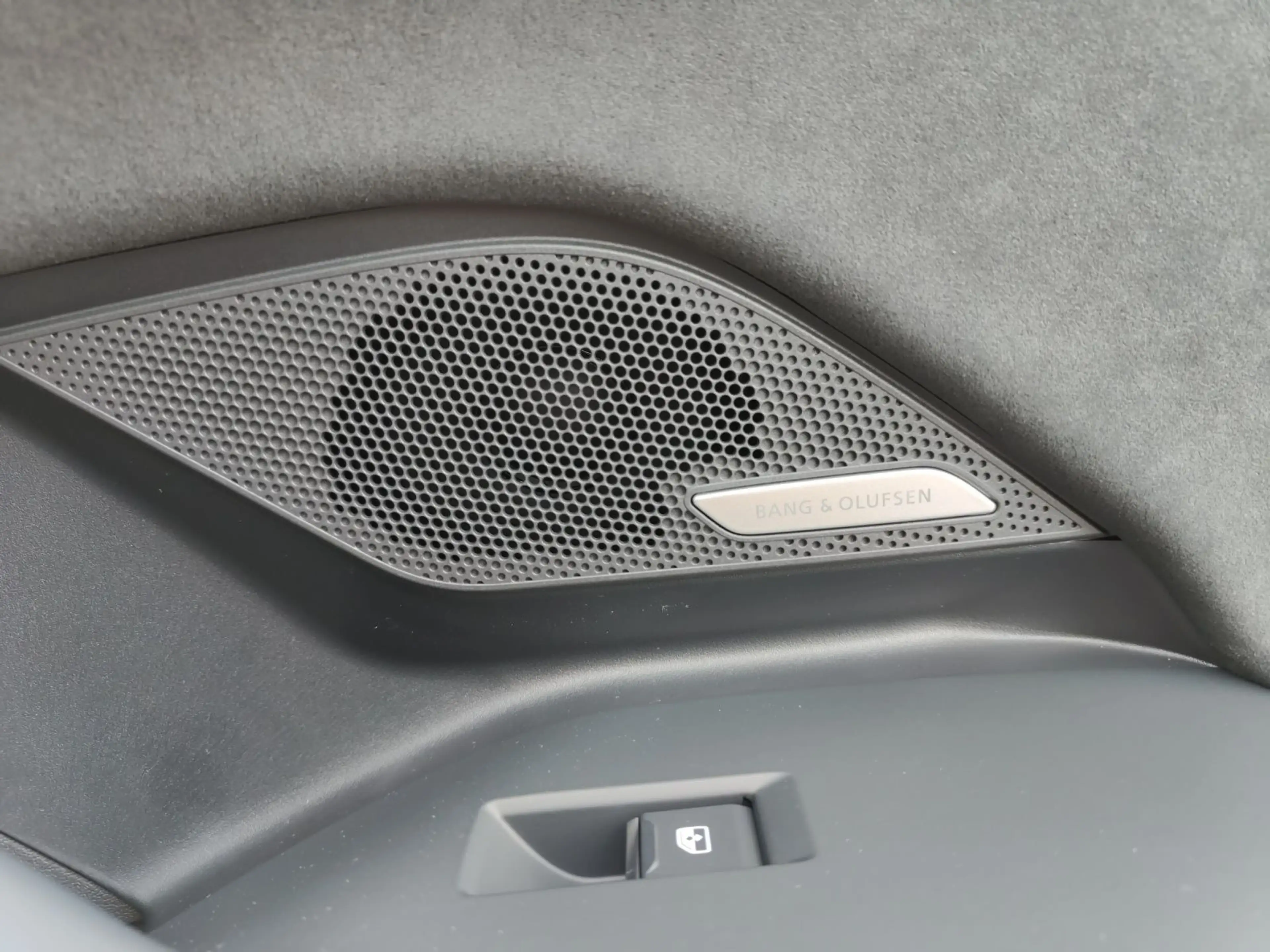 Audi A6 e-tron QUATTRO+S-LINE+AHK+LUFT+AR-HUD+ — photo 20