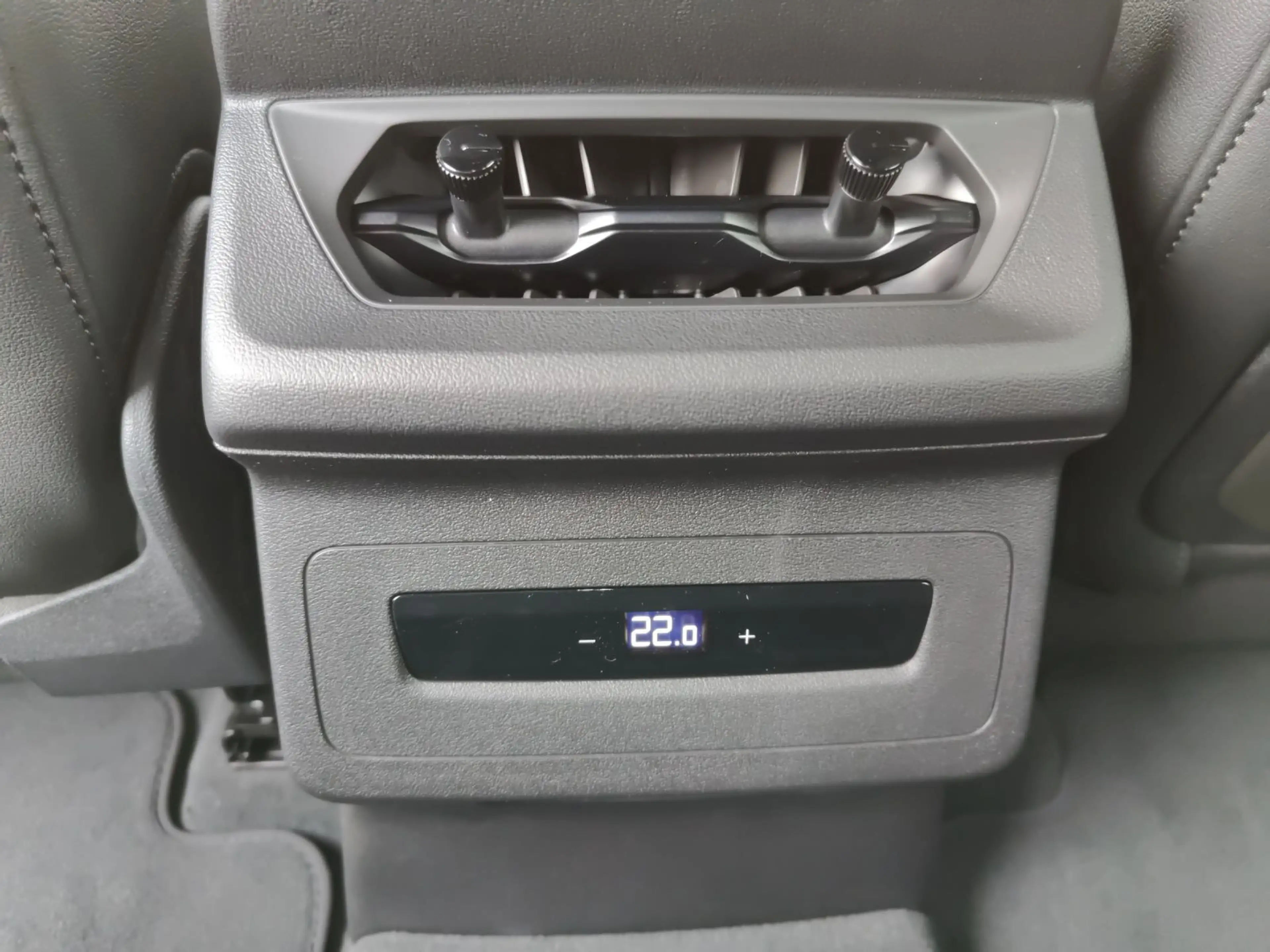 Audi A6 e-tron QUATTRO+S-LINE+AHK+LUFT+AR-HUD+ — photo 19