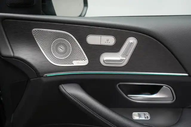 Mercedes-Benz Gle view 9