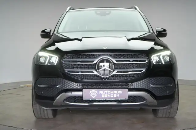 Mercedes-Benz Gle view 2