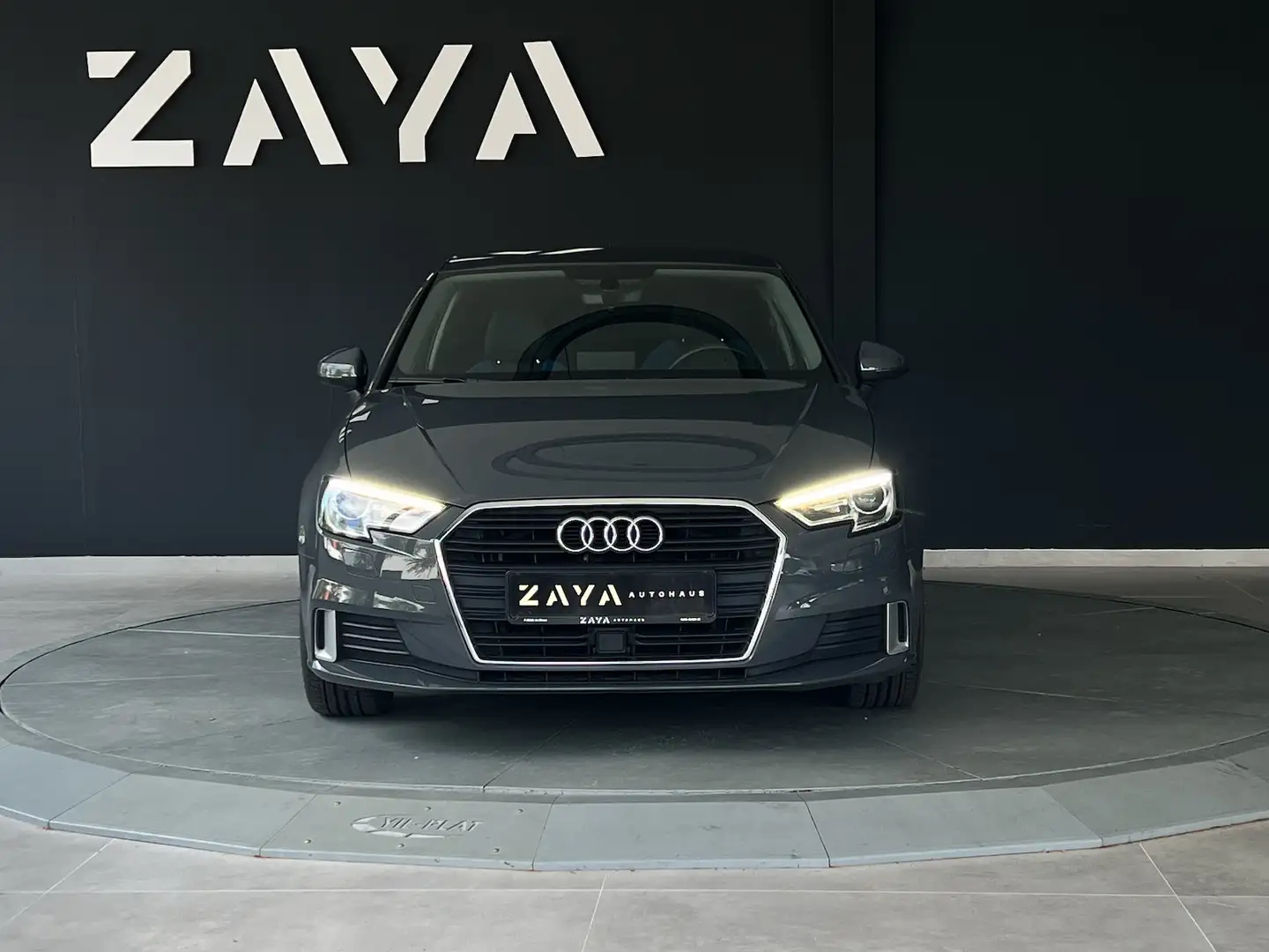 Audi A3 1.0 TFSI S-Line*S-TRONIX*XENON-LED*NAVI* Grau - 2