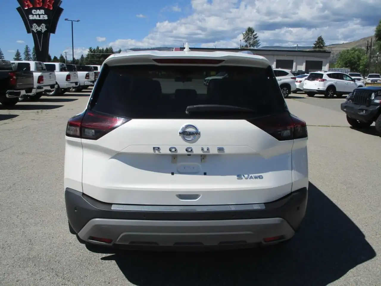 Nissan Rogue снимка Nissan Rogue