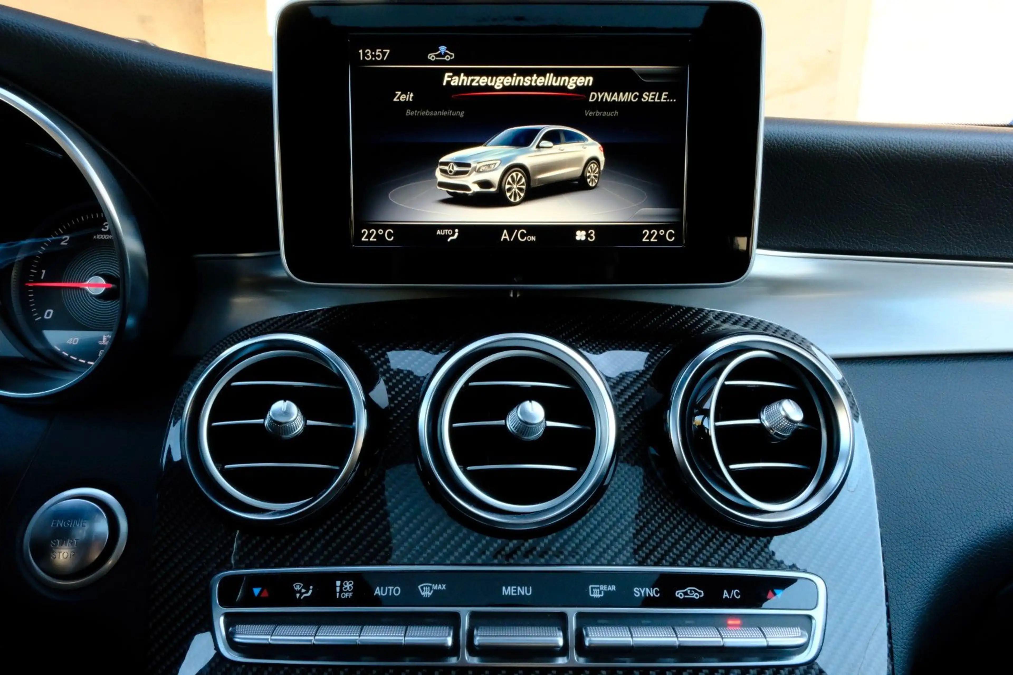 Mercedes-Benz GLC 250 d 4Matic AMG Line | Panorama | Burmester — photo 14