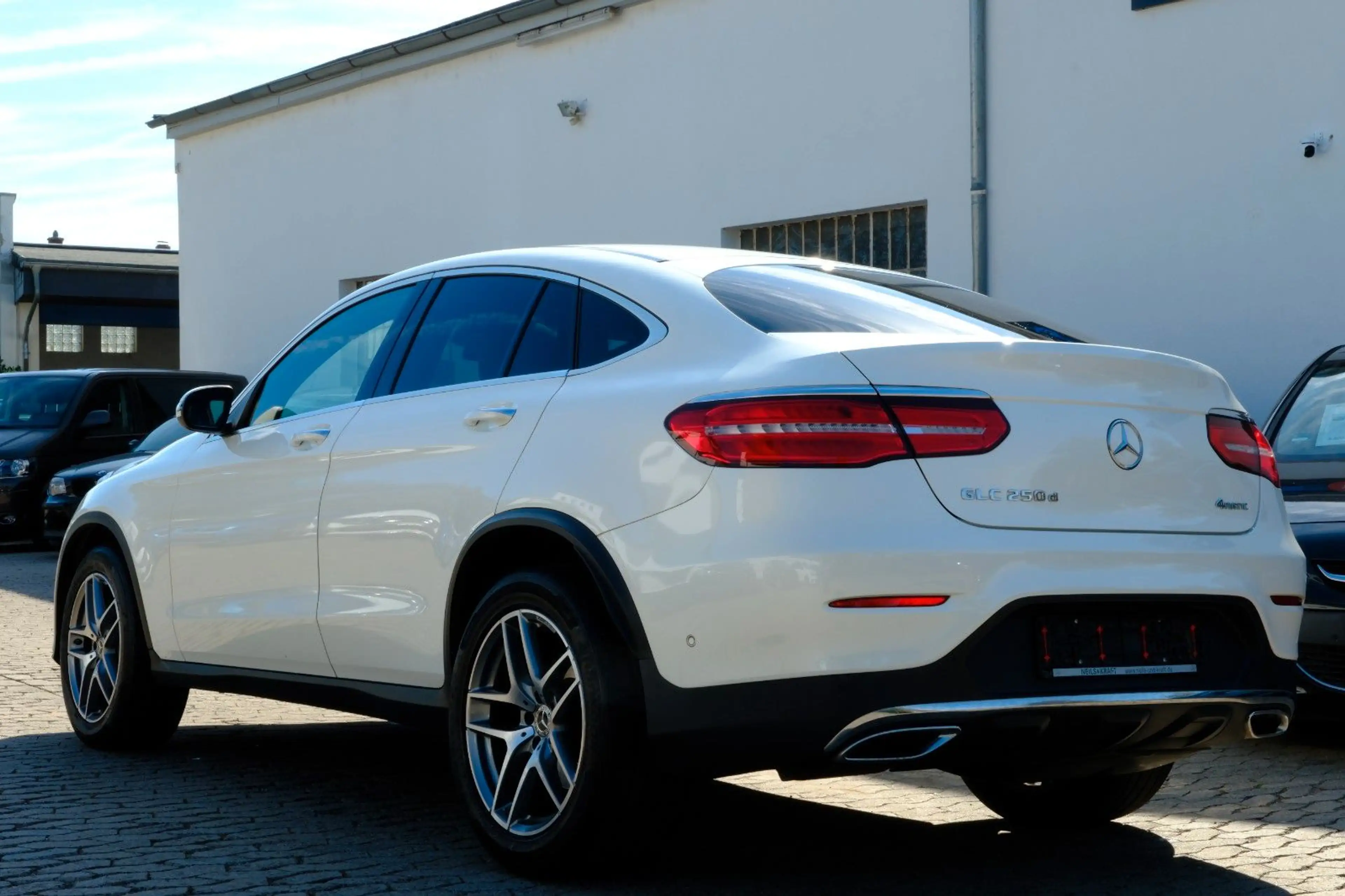 Mercedes-Benz GLC 250 d 4Matic AMG Line | Panorama | Burmester — photo 6