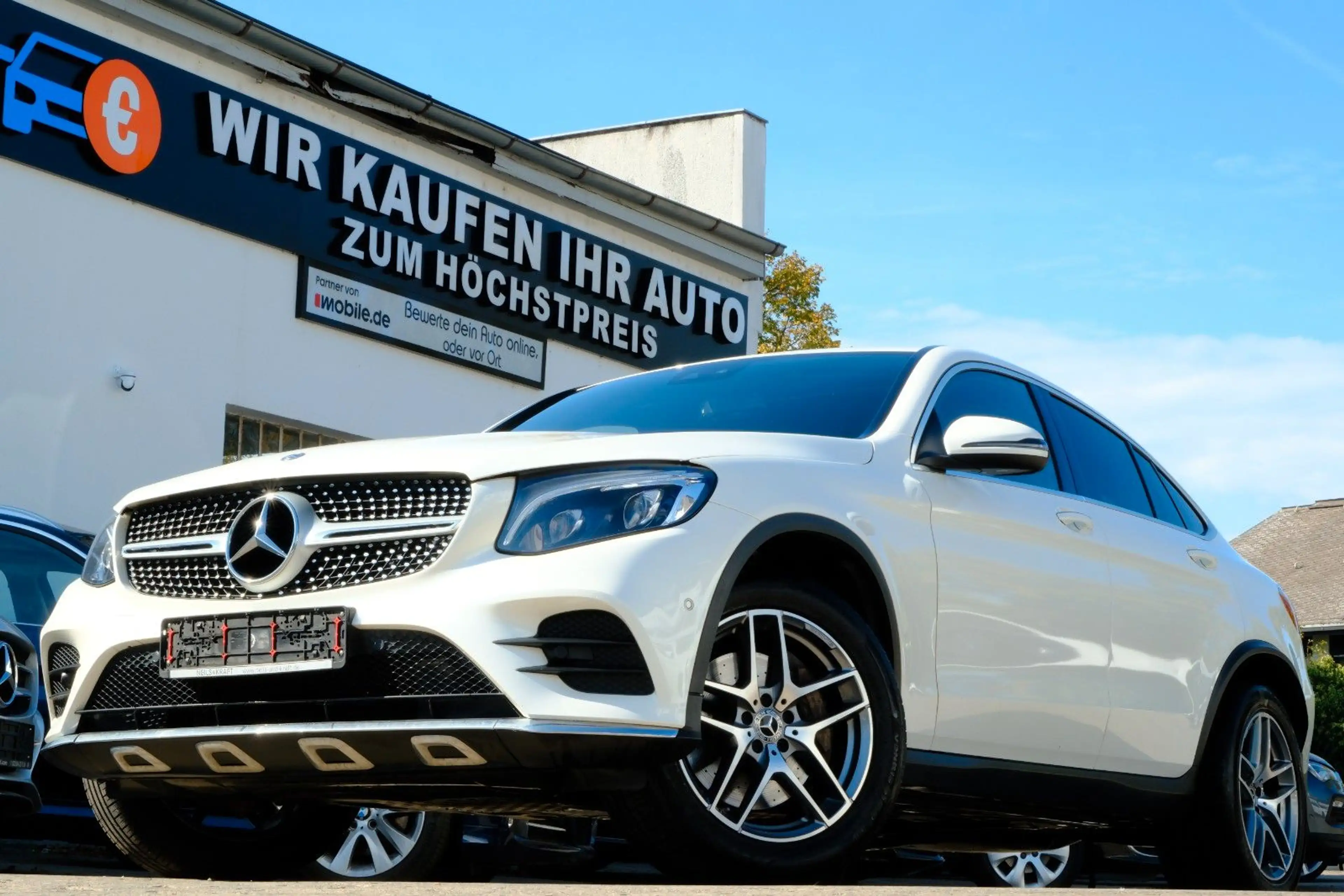 Mercedes-Benz GLC 250 d 4Matic AMG Line | Panorama | Burmester